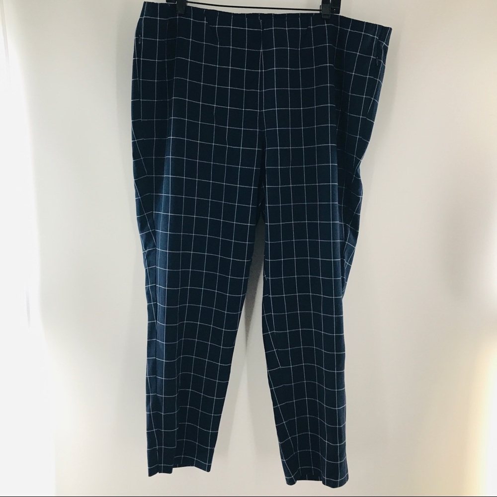 NWT J. Jill Essential Cotton Stretch Navy Plaid